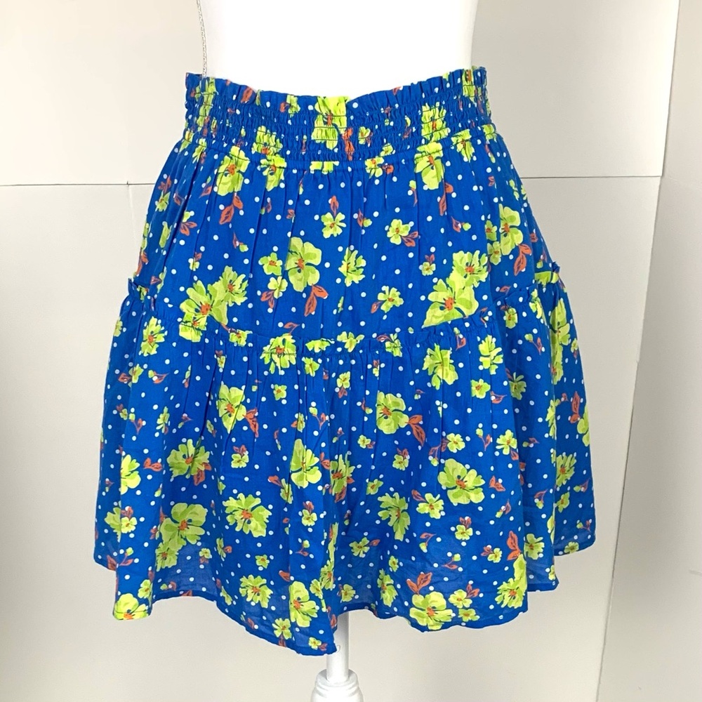 Draper James NWT Pull On Mini Skirt JR Size L Blue Floral Smocked Ruffle Full